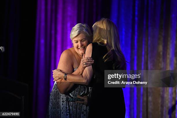 Tammy Wallace and Daryn Simons attend the The TMA 2016 Heller Awards on November 10, 2016 in Beverly Hills, California.