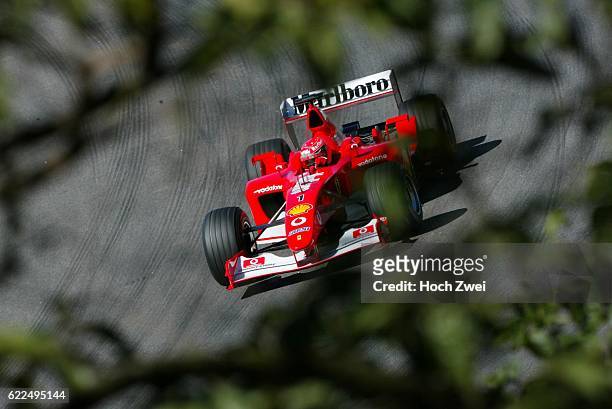 Sonntag, Michael Schumacher , im Warm Up auf der Strecke , GP von Brasilien , Sao Paulo, Interlagos, Datenbank: www.xpb.cc, ©HOCH ZWEI