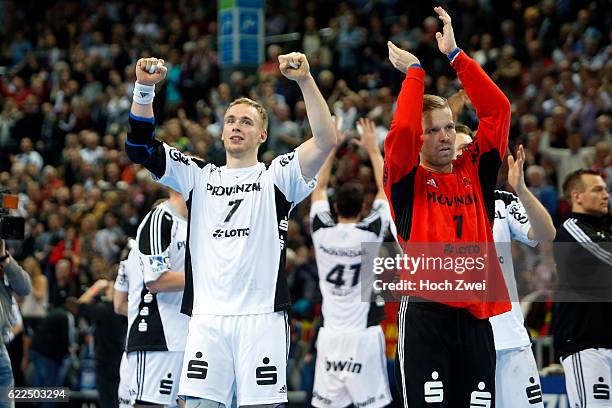 Kiel, 26. Dezember 2013 Bundesliga 2013/14, THW Kiel - HSV Handball: Rene Toft Hansen , Johan Sjöstrand // © xim.gs, www.xim.gs, picturedesk@xim.gs...