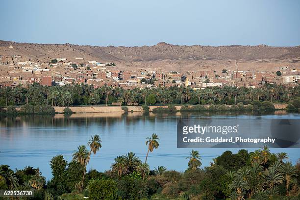 エジプト:ナイル川アスワン - nile river ストックフォトと画像
