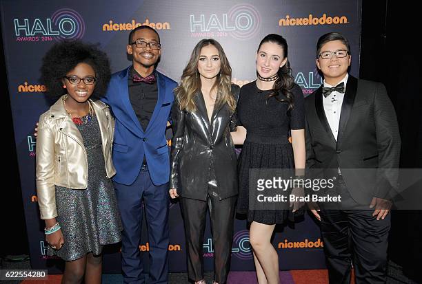 Honorees Grace Callwood, Chris Suggs, Lillian Pravda and Jonas Corona poses backstage with Daya during the 2016 Nickelodeon HALO awards at Basketball...