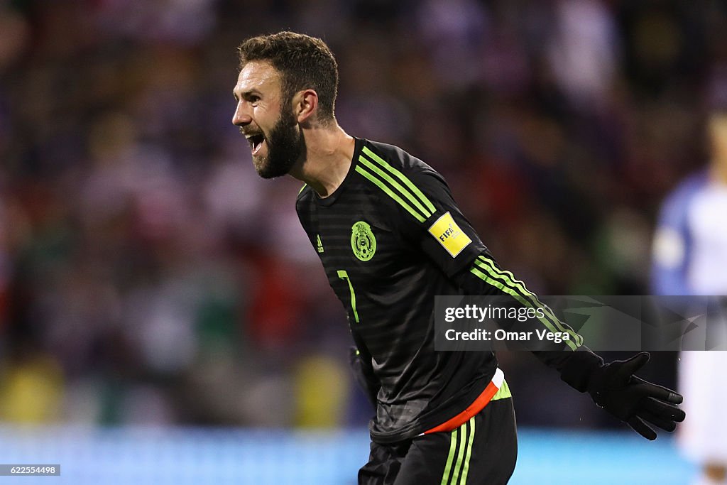 United States v Mexico - FIFA 2018 World Cup Qualifiers