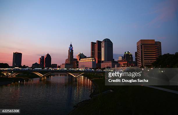 columbus downtown skyline and scioto river, columbus, ohio, usa - columbus ohio landmark stock pictures, royalty-free photos & images