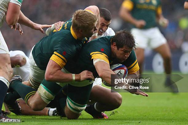 Willem Alberts of South Africa in action during the Old Mutual Wealth Series match between England and South Africa at Twickenham Stadium on November...