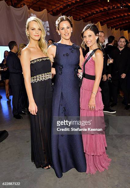 Honoree Jennifer Garner and co-presidents of Baby2Baby Kelly Sawyer Patricof and Norah Weinstein attend the Fifth Annual Baby2Baby Gala, Presented By...