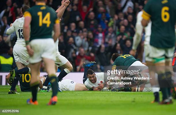 England's Courtney Lawes scores his sides second try during the Old Mutual Wealth Series Autumn International match between England and South Africa...