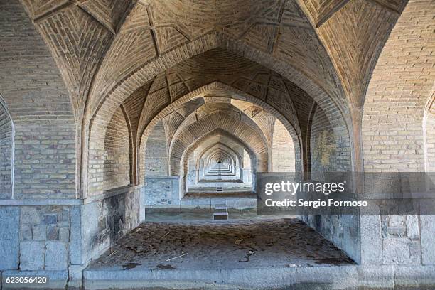 pol-e si-o-seh, isfahan, iran - si o seh stock pictures, royalty-free photos & images