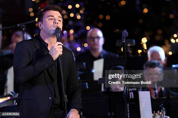 Seth MacFarlane performs on stage uring The Grove Christmas With Seth MacFarlane at The Grove on November 13, 2016 in Los Angeles, California.