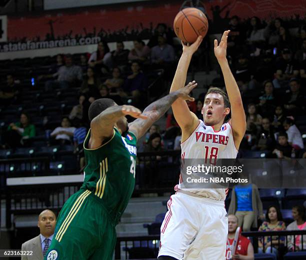 Kyle Wiltjer of the Rio Grande Valley Vipers shoots the ball over Chane Behanan of the Reno Bighorns during the second quarter of their game at the...