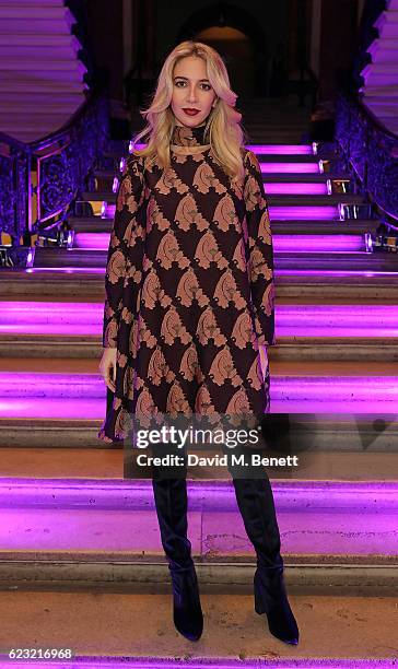 Sabine Getty attends Stuart Weitzman's private VIP dinner at Royal Academy of Arts to celebrate opening of it's London flagship boutique on November...