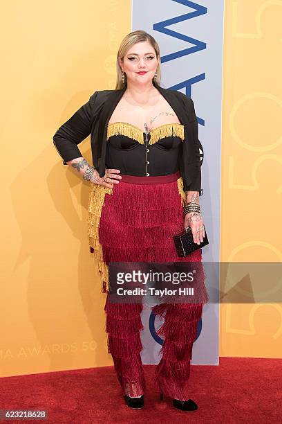 Singer-songwriter Elle King attends the 50th annual CMA Awards at the Bridgestone Arena on November 2, 2016 in Nashville, Tennessee.