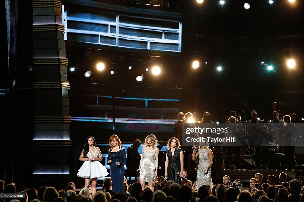 The 50th Annual CMA Awards - Show