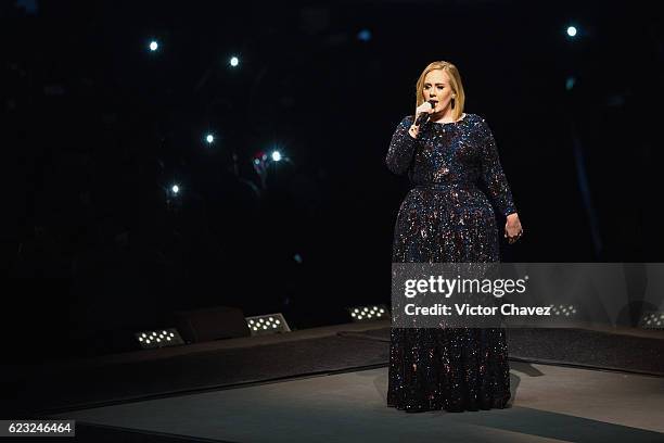 Singer/songwriter Adele performs on stage at Palacio De Los Deportes on November 14, 2016 in Mexico City, Mexico.