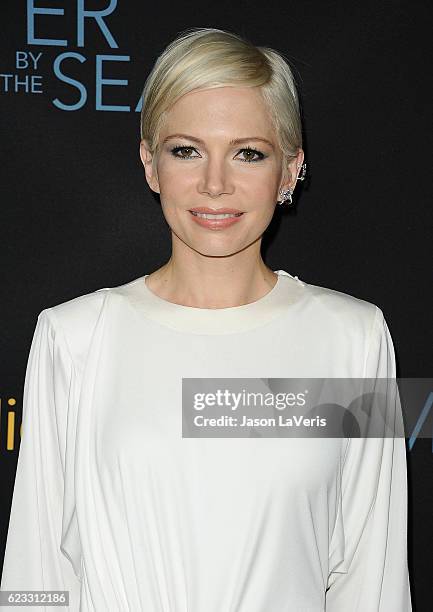 Actress Michelle Williams attends the premiere of "Manchester by the Sea" at Samuel Goldwyn Theater on November 14, 2016 in Beverly Hills, California.