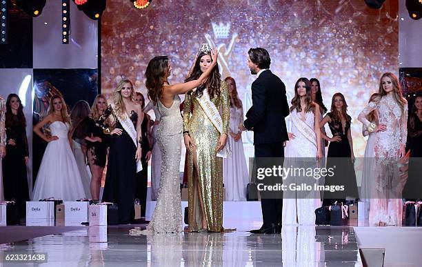 Miss Polonia 2012; Paulina Krupinska gives the crown to the Miss Polonia 2016; Izabella Krzan at the final gala of Miss Polonia 2016 beauty pageant...