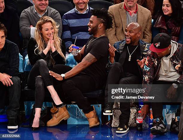 Ragon Miller, Jason Derulo and Floyd Mayweather attend New York Knicks vs Dallas Mavericks game at Madison Square Garden on November 14, 2016 in New...