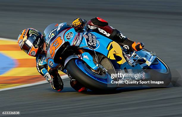 Tito Rabat of Spain and Estrella Galicia 0,0 Marc VDS Honda rounds the bend during the MotoGP Test in Valencia at Ricardo Tormo Circuit on November...