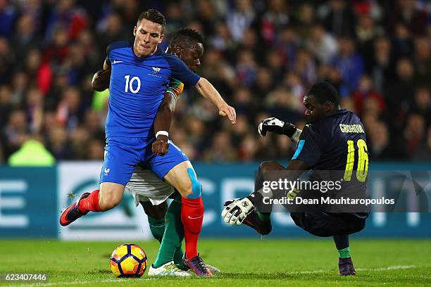 Kevin Gameiro of France battles for the ball with Lamine Kone and Goalkeeper, Sylvain Gbohouo of The Ivory Coast during the International Friendly...