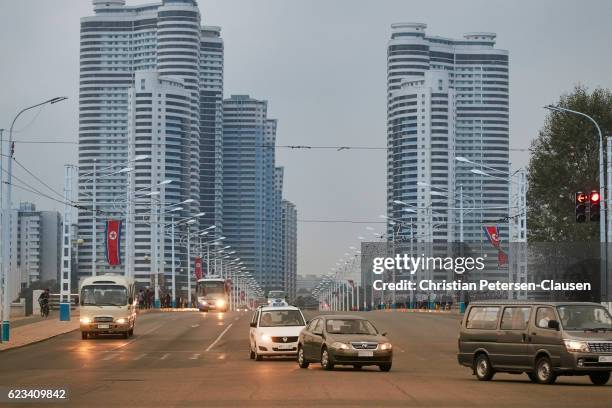 Pyongyang Highway Sign Pyongyang Highway Photos and Premium High Res Pictures - Getty Images