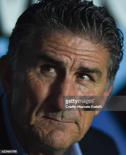 Edgardo Bauza coach of Argentina looks on during a match between Argentina and Colombia as part of FIFA 2018 World Cup Qualifiers at Bicentenario de...