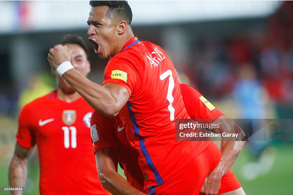 Chile v Uruguay - FIFA 2018 World Cup Qualifiers