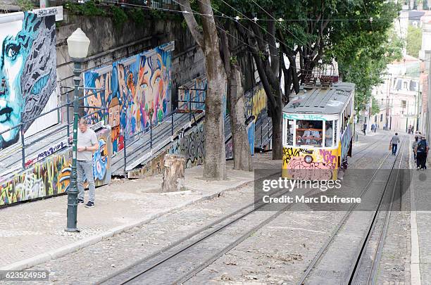 tramway elevator full of graffitis on calcada da gloria - full elevator stock pictures, royalty-free photos & images