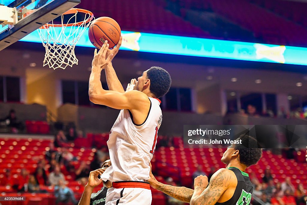 North Texas  v Texas Tech