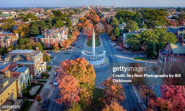 autumn on monument - old dominion stock pictures, royalty-free photos & images