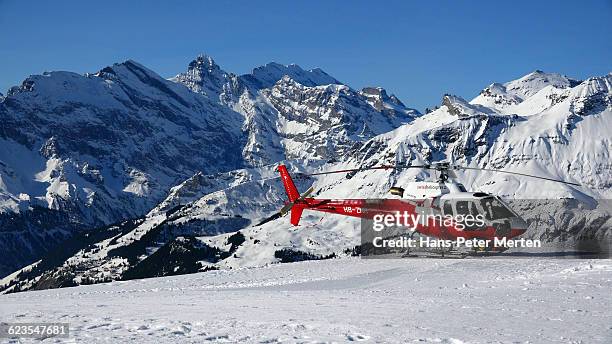 helicopter at männlichen, bernese alps - mannlichen stock pictures, royalty-free photos & images