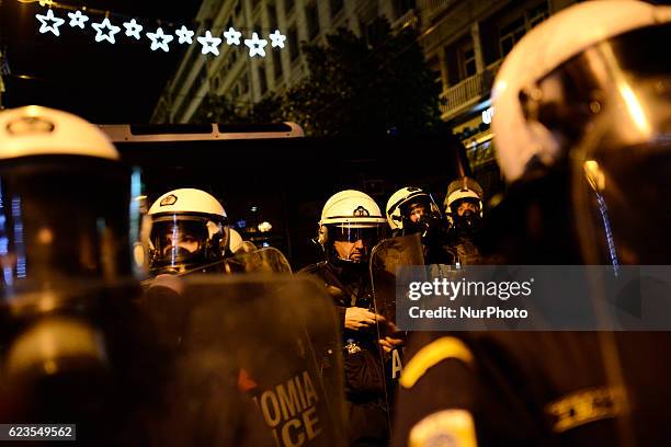 Clashes erupt between protesters and police during a demonstration in central Athens against US president Obama visit in Greece on November 15, 2016.