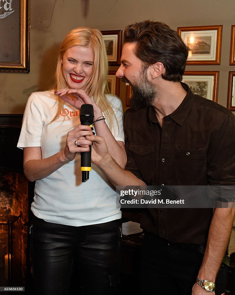 Frame X Lara Stone Pub Quiz