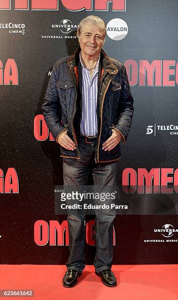 Actor Maximo Valverde attends the 'Omega' premiere at Capitol cinema on November 16, 2016 in Madrid, Spain.