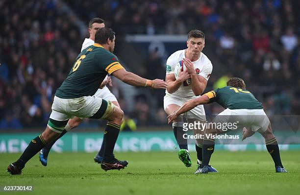 Owen Farrell of England and Willem Alberts and Patrick Lambie of South Africa during the Old Mutual Wealth Series match between England and South...