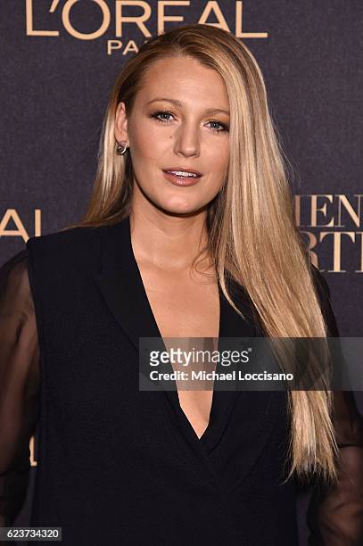 Actress Blake Lively attends the L'Oreal Paris Women of Worth Celebration 2016 Arrivals on November 16, 2016 in New York City.
