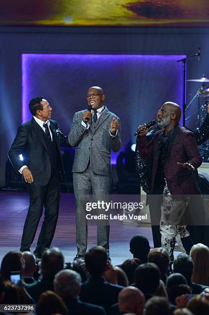 Samuel L. Jackson sings with Smokey Robinson and Bebe Winans during the 2016 Gershwin Prize For Popular Song Concert honoring Smokey Robinson at DAR...