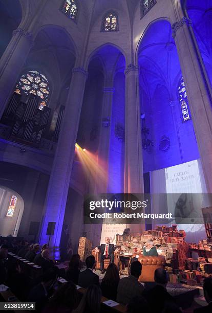 Carlos Ruiz Zafon presents his new book 'El Laberinto de los Espiritus' on November 17, 2016 in Barcelona, Spain.