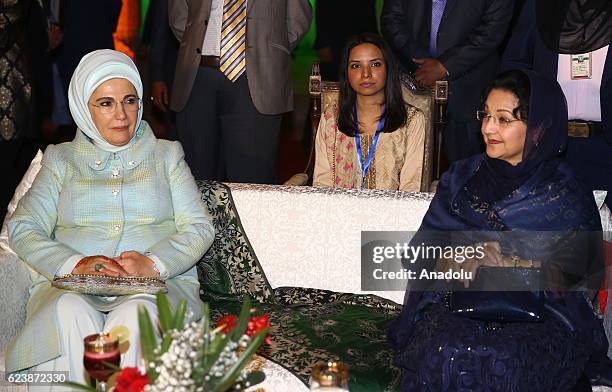 Turkish President Recep Tayyip Erdogan's wife Emine Erdogan and Pakistani Prime Minister Nawaz Sharif's wife Kalsoom Nawaz Sharif attend a dinner in...