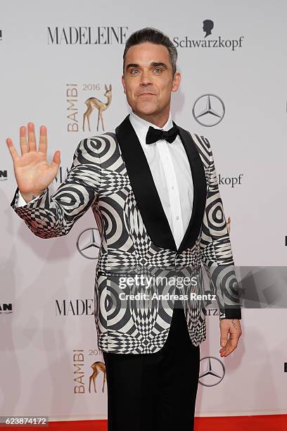 Robbie Williams arrives at the Bambi Awards 2016 at Stage Theater on November 17, 2016 in Berlin, Germany.