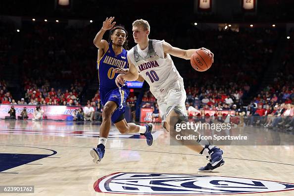 NCAA BASKETBALL: NOV 15 Cal State Bakersfield at Arizona NCAA BASKETBALL: NOV 15 Cal State Bakersfield at Arizona