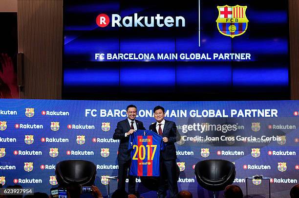 The F.C Barcelona president, Josep Maria Bartomeu and the Rakuten CEO Hiroshi Mikitani, launching the new F.C.Barcelona Global Partner, Rakuten on...