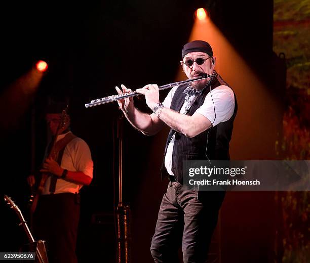 British singer and musician Ian Anderson performs live during a concert at the Admiralspalast on November 17, 2016 in Berlin, Germany.