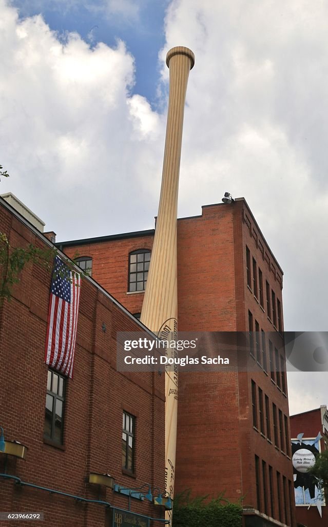 Exterior view of the Louisville Slugger Museum & Factory, Louisville, Kentucky, USA