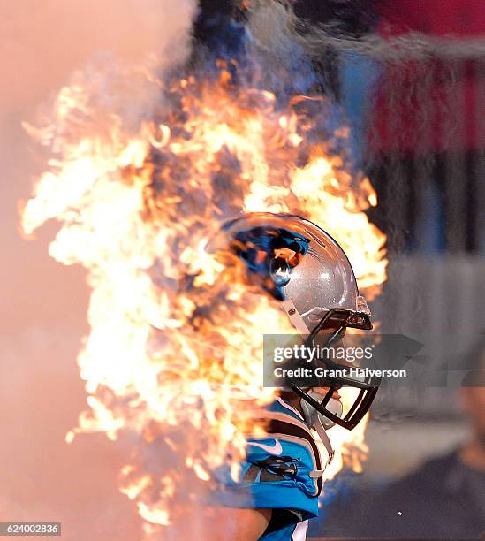 Luke Kuechly of the Carolina Panthers takes the field before their game against the New Orleans Saints at Bank of America Stadium on November 17,...