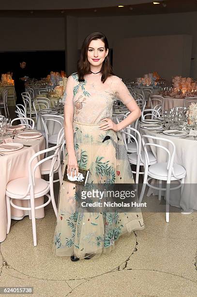 Anne Hathaway attends the 2016 Guggenheim International Gala Made Possible By Dior at Solomon R. Guggenheim Museum on November 17, 2016 in New York...