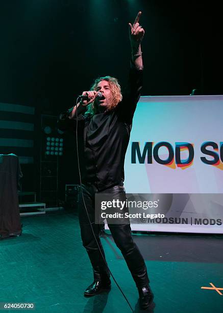 Mod Sun Rapper 203 Mod Sun Rapper Stock Photos, High-Res Pictures, and Images - Getty ...