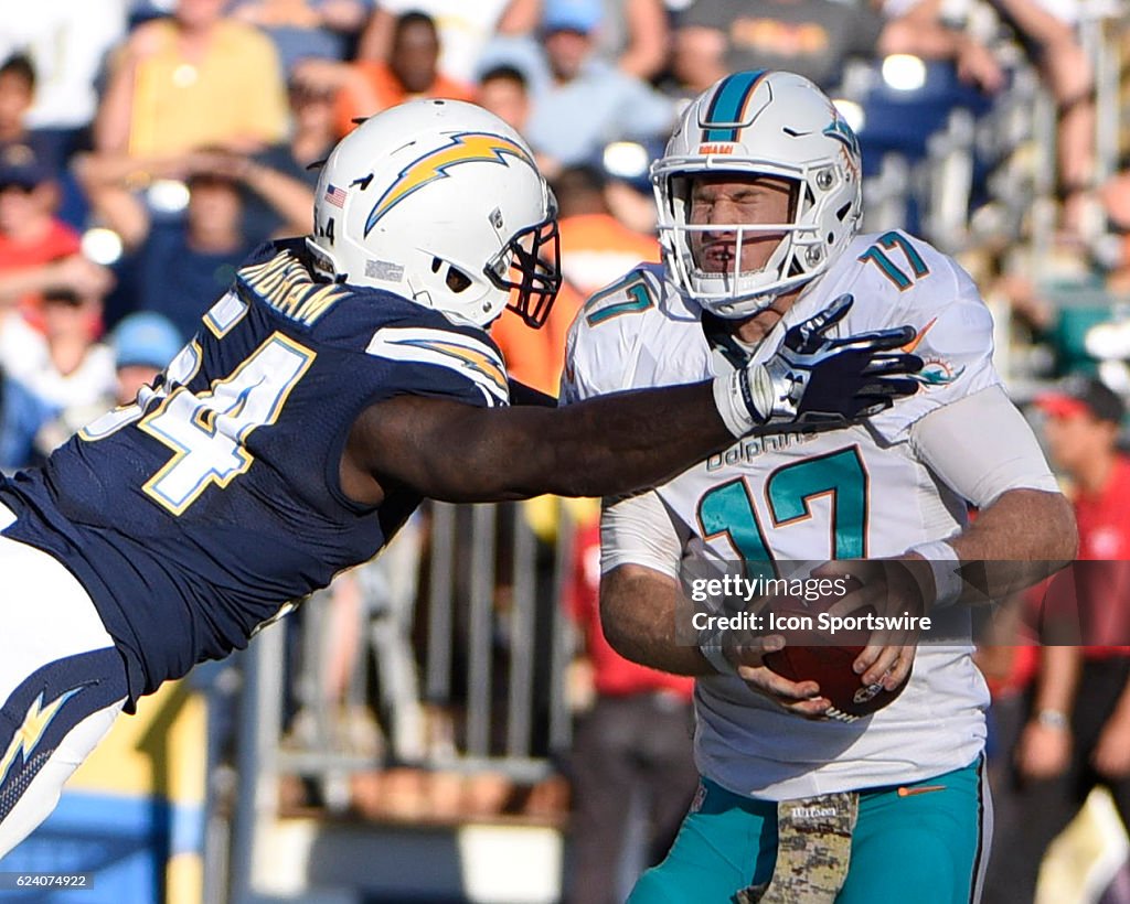 NFL: NOV 13 Dolphins at Chargers