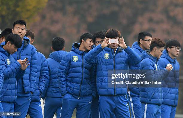 Jiangsu Suning juvenile Team attend the FC Internazionale training session at the club's training ground at Appiano Gentile on November 18, 2016 in...