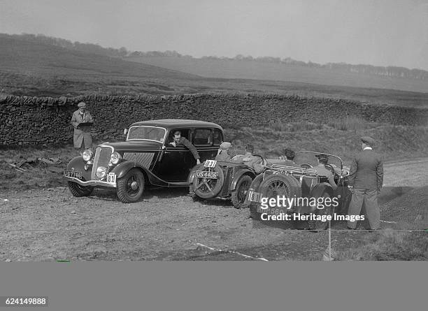 Singer Le Mans, Ford V8 and MG J2 at the Sunbac Inter-Club Team Trial, 1935. Artist: Bill Brunell.Right: Singer Le Mans. 1934 972 cc. Vehicle Reg....