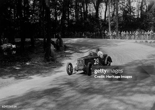 Frazer-Nash TT replica racing at Donington Park, Leicestershire, 1930s. Artist: Bill Brunell.Frazer-Nash T.T. Replica. 1932 1496 cc. Vehicle Reg. No....