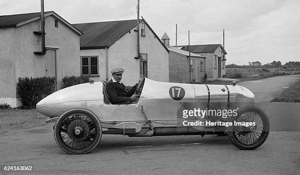 Miller in his Wolseley single-seater racer at Brooklands, Surrey, 1920s. Artist: Bill Brunell.Wolseley Single-seat racing body. 15.9 h.p. 2500 cc....